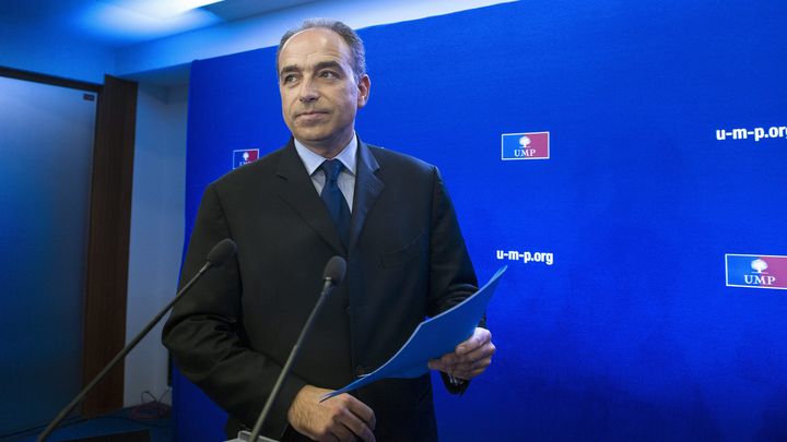 Jean-Fran&ccedil;ois Cop&eacute;, le pr&eacute;sident de l'UMP, s'appr&ecirc;te &agrave; donner une conf&eacute;rence de presse au si&egrave;ge du parti, &agrave; Paris, le 21 novembre 2012.&nbsp; ( MAXPPP)