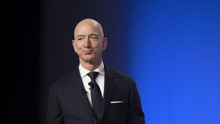 Espace : le milliardaire Jeff Bezos décolle en juillet