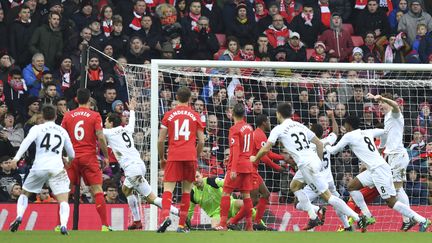 Lors de Liverpool-Swansea, le 21 janvier 2017, à Anfield. (ANTHONY DEVLIN / AFP)