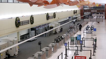 Le hall principal de l'a&eacute;roport Louis Armstrong de La Nouvelle-Orl&eacute;ans (Etats-Unis), le 28 janvier 2014. (© JONATHAN BACHMAN / REUTERS / X02987)