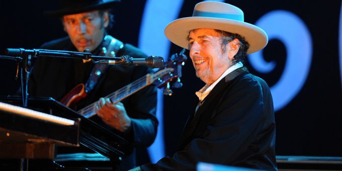 Bob Dylan assure le concert de clôture des Vieilles charrues 2012
 (F.TANNEAU/AFP)