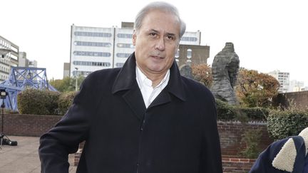 Georges Tron arrive au tribunal de Bobigny, le 23 octobre 2018. (THOMAS SAMSON / AFP)