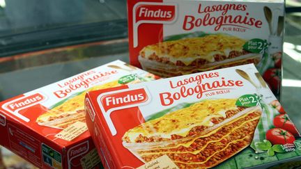 Findus France a annonc&eacute; le 8 f&eacute;vrier 2013 le retrait temporaire des rayons fran&ccedil;ais de trois de ses plats pr&eacute;par&eacute;s, dont des lasagnes &agrave; la bolognaise. En fait de b&oelig;uf, ils contiendraient de la viande de cheval. ( / MAXPPP)