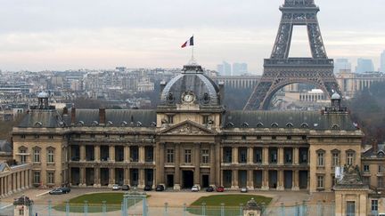 &nbsp; (Faute de capacité appropriée au palais de justice de Paris, c'est l'Ecole militaire, dans le VIIe arrondissement, qui accueille ce rendez-vous très attendu par les familles © MaxPPP)