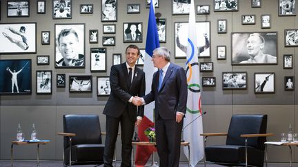 Le président Emmanuel Macron derrière la candidature de Paris 2024 (FABRICE COFFRINI / AFP)