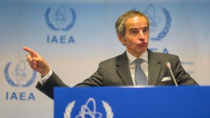 Rafael Grossi, directeur général de l'Agence internationale de l'énergie atomique (AIEA) à Vienne (Autriche), le 22 novembre 2023. (JOE KLAMAR / AFP)