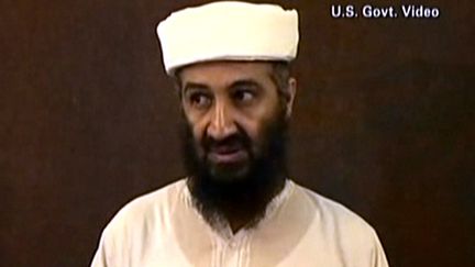 Un extrait vid&eacute;o d'Oussama Ben Laden, chef d'Al-Qa&iuml;da tu&eacute; en 2011, diffus&eacute; par le secr&eacute;tariat de la D&eacute;fense am&eacute;ricain, le 7 mai 2011.&nbsp; (US DEPARTMENT OF DEFENSE / AFP)