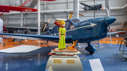 Une maquette du "Petit Prince" au musée de l'Air et de l'Espace, au Bourget, en&nbsp;Seine Saint Denis, le 5 novembre 2021. (GARDEL BERTRAND / HEMIS.FR / AFP)