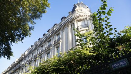 L'appartement de Jeffrey Epstein, avenue Foch à Paris, le 13 août 2019. (MEHDI TAAMALLAH / NURPHOTO)