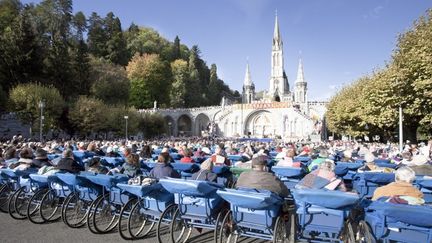 Des milliers de pèlerins à Lourdes pour l'Assomption