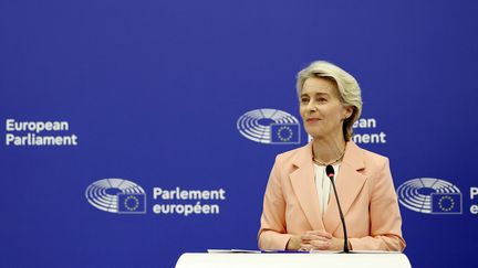 La présidente de la Commission européenne, Ursula von der Leyen, lors de la présentation de la nouvelle équipe de commissaires, le 17 septembre 2024 à Strasbourg. (FREDERICK FLORIN / AFP)