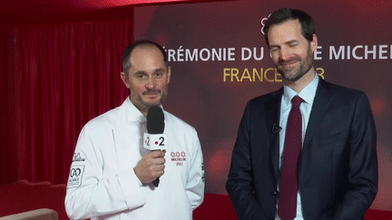 Guide Michelin : “c’est juste exceptionnel”, savoure Alexandre Couillon (FRANCE 2)