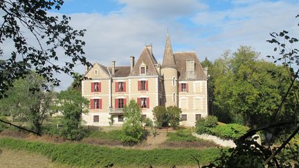 Le ch&acirc;teau de Martel, o&ugrave; onze membres de la famille V&eacute;drines ont v&eacute;cu reclus des mois durant, &agrave; Monflanquin,&nbsp;dans le Lot-et-Garonne.&nbsp; (SALOME LEGRAND / FTVI )