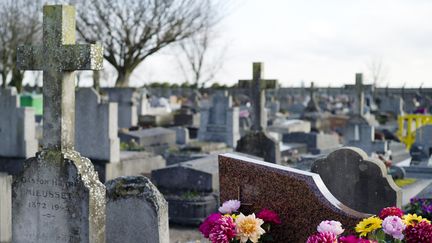 Une photo du cimeti&egrave;re de Wissous (Essonne), o&ugrave; la petite Maria Francesca a &eacute;t&eacute; inhum&eacute;e, lundi 5 janvier 2015. (KENZO TRIBOUILLARD / AFP)