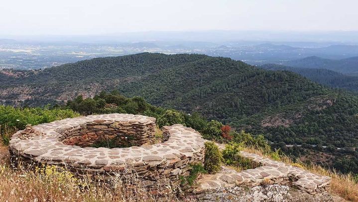 Vestiges du village médiéval de La Garde Freinet. (CONSERVATOIRE DU PATRIMOINE DU FREINET)