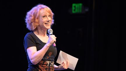 La comédienne américaine Kathy Griffin, le 1er novembre 2022, à Los Angeles (Californie).&nbsp; (MICHAEL TULLBERG / GETTY IMAGES NORTH AMERICA)