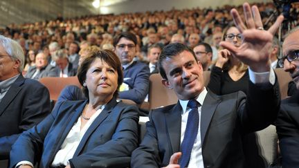 Martine Aubry et le Premier ministre, Manuel Valls, &agrave; Lille (Nord), le 9 octobre 2014. (FRANCOIS LO PRESTI / AFP)