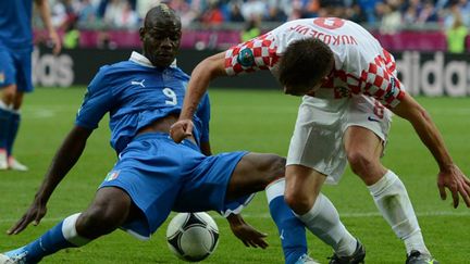 Mario Balotelli a montré un autre visage face à la Croatie (1-1).  (FRANCISCO LEONG / AFP)