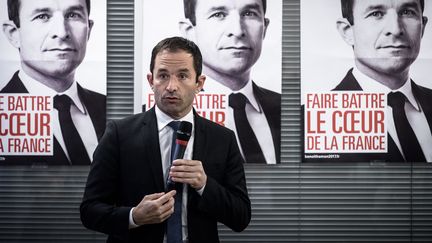 Benoit Hamon, candidait à la primaire de la gauche, à Paris, le 7 novembre 2016. (PHILIPPE LOPEZ / AFP)