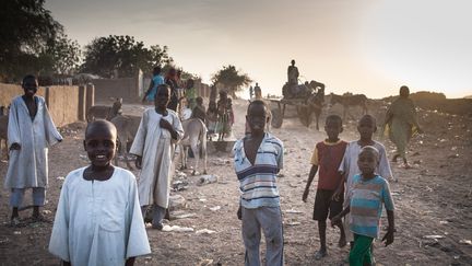 Des enfants réfugiés soudanais au camp de Treguine, le 24 mars 2019, à Ouadda (Tchad). (AMAURY HAUCHARD / AFP)