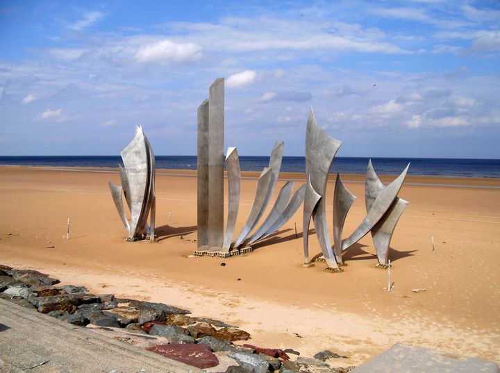 "Les braves", Anilore Banon, Omaha Beach, Normandie 
