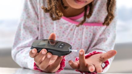 Le diabète de type 1 touche environ 30 000 enfants et adolescents en France. (CHASSENET / BSIP VIA AFP)