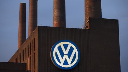 Une usine Volkswagen &agrave; Wolfsburg (Allemagne), le 22 septembre 2015. (AXEL SCHMIDT / REUTERS)