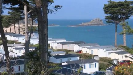 Bretagne : les vacanciers plébiscitent le camping