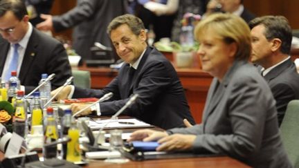 Le président français, Nicolas Sarkozy, et la chancelière allemande, Angela Merkel, à Bruxelles le 28 octobre 2010 (AFP - JOHN THYS)