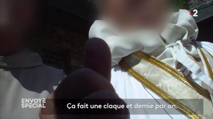 Envoyé spécial. Ancien para, activiste anti "mariage pour tous"... qui est le directeur du pensionnat religieux de Riaumont, accusé de violences sur mineurs ?