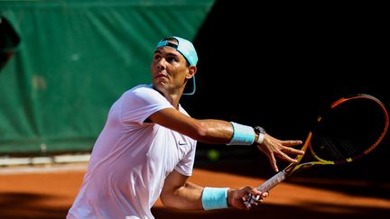 Rafael Nadal, le 21 mai 2022 à Roland-Garros (IBRAHIM EZZAT / NURPHOTO via AFP)