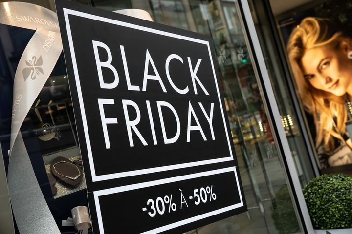 Pub pour le black friday dans un magasin parisien en novembre 2018 (ROMUALD MEIGNEUX/SIPA)