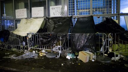 Mobilisation des habitants du quartier de la Villette à Paris pour protester contre les mauvaises conditions de vie des migrants,&nbsp;le 18 décembre 2017. (MICHEL STOUPAK / NURPHOTO / AFP)