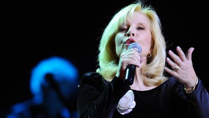 Sylvie Vartan sur scène à Sofia (Bulgarie)
 (AFP / NIKOLAY DOYCHINOV)