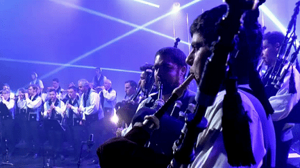 Le Bagad de Vannes en concert 
 (Capture d&#039;écran France 3 Bretagne )