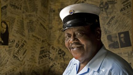 Le légendaire pianiste Fats Domino le 19 août 2007 à la Nouvelle-Orléans (Louisiane). (PAUL J. RICHARDS / AFP)