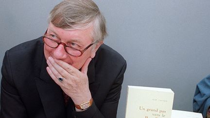 Jean Vautrin au Salon du livre (1990)
 (Gilles Leimdorfer/AFP)