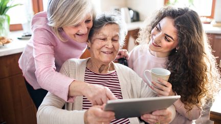 Toutpourlesaidants.com, a well-being solutions platform for caregivers and those being cared for.  (HALFPOINT / ISTOCKPHOTO / GETTY IMAGES)