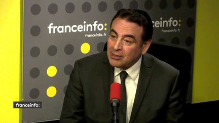 Joël Mergui, le président du Consistoire israélite de France dans le studio de franceinfo, le 28 mars 2018. (FRANCEINFO / RADIOFRANCE)