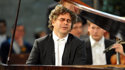 Le pianiste Pascal Amoyel est un habitué du Festival de la Chaise-Dieu. Ici, en 2011 lors de la 45e édition.
 (PHOTOPQR/LA MONTAGNE)