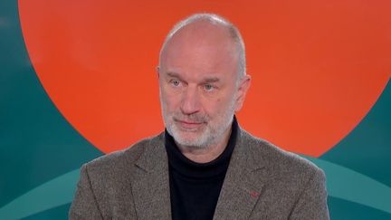 Guillaume Ancel, ancien officier français et chroniqueur, est sur le plateau du 19/20 Info afin de réagir aux derniers développements de la guerre qui oppose le Hamas et Israël.