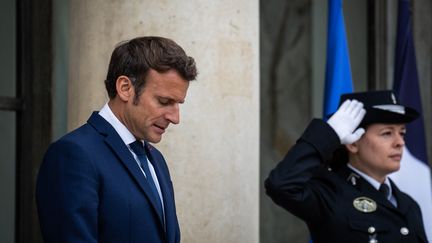 Le président de la République, Emmanuel Macron, le 3 juin 2022 à Paris. (XOSE BOUZAS / HANS LUCAS / AFP)