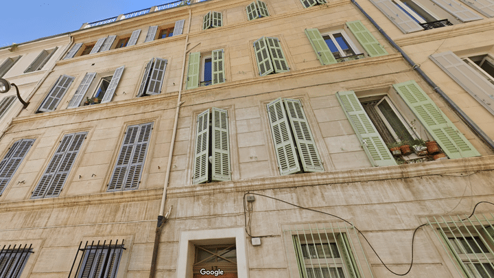 Vue du numéro 17 de la rue de Tivoli, à Marseille (Bouches-du-Rhône), avant l'effondrement. (GOOGLE MAPS)