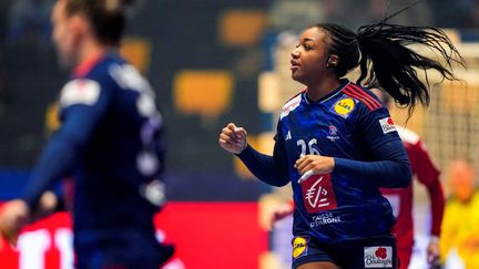 Pauletta Foppa lors du match France-Autriche au tour principal du Mondial féminin de handball, le 6 décembre 2023 à Trondheim (Norvège). (BEATE OMA DAHLE / AFP)