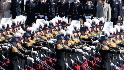 Les membres de l'Ecole spéciale militaire défilent à Paris, le 14 juillet 2017.&nbsp; (JOEL SAGET / AFP)