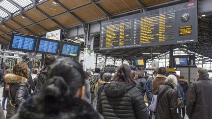 Grèves SNCF : menace sur les noces de diamant