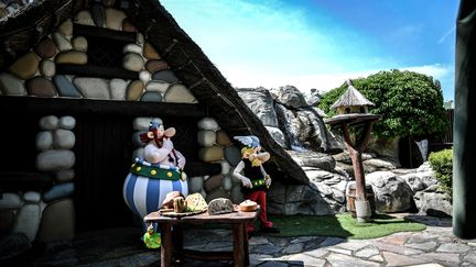 Le parc d'attractions Astérix prépare sa réouverture le 9 juin, avec protocole sanitaire (2 juin 2021). (STEPHANE DE SAKUTIN / AFP)