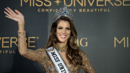 La Française, Iris Mittenaere, élue Miss Univers à Manille (Philippines), le 30 janvier 2017. (NOEL CELIS / AFP)