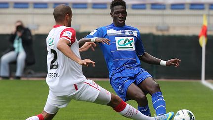 Jebbour (Nancy) tente de s'interposer devant Bahebeck (Troyes)