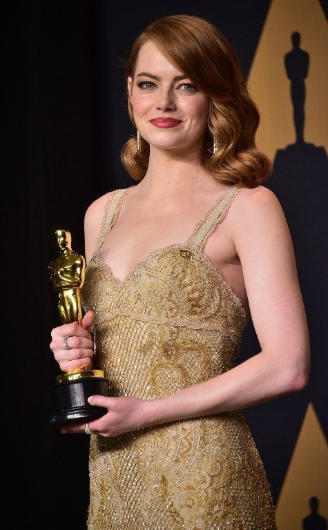 Emma Stone avec son Oscar pour "La La Land" (2017)
 (FREDERIC J. BROWN / AFP)